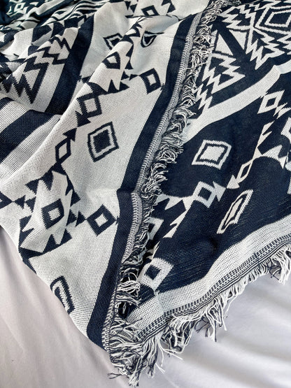 LOST TRIBE - Large Blanket 180 x 180 | Boho Throw Rug